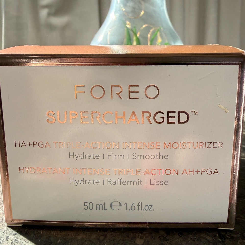 FOREO Supercharged HA+PGA Triple-Action Intense Moisturizer